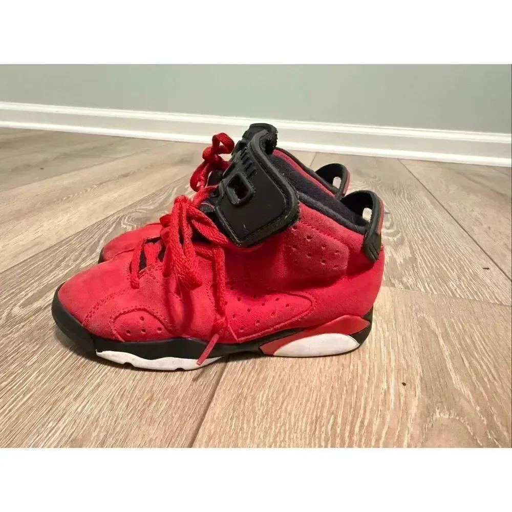 Nike Kids Size 10.5C Air Jordan 6 Retro Toro Bravo Sneakers Varsity Red Suede